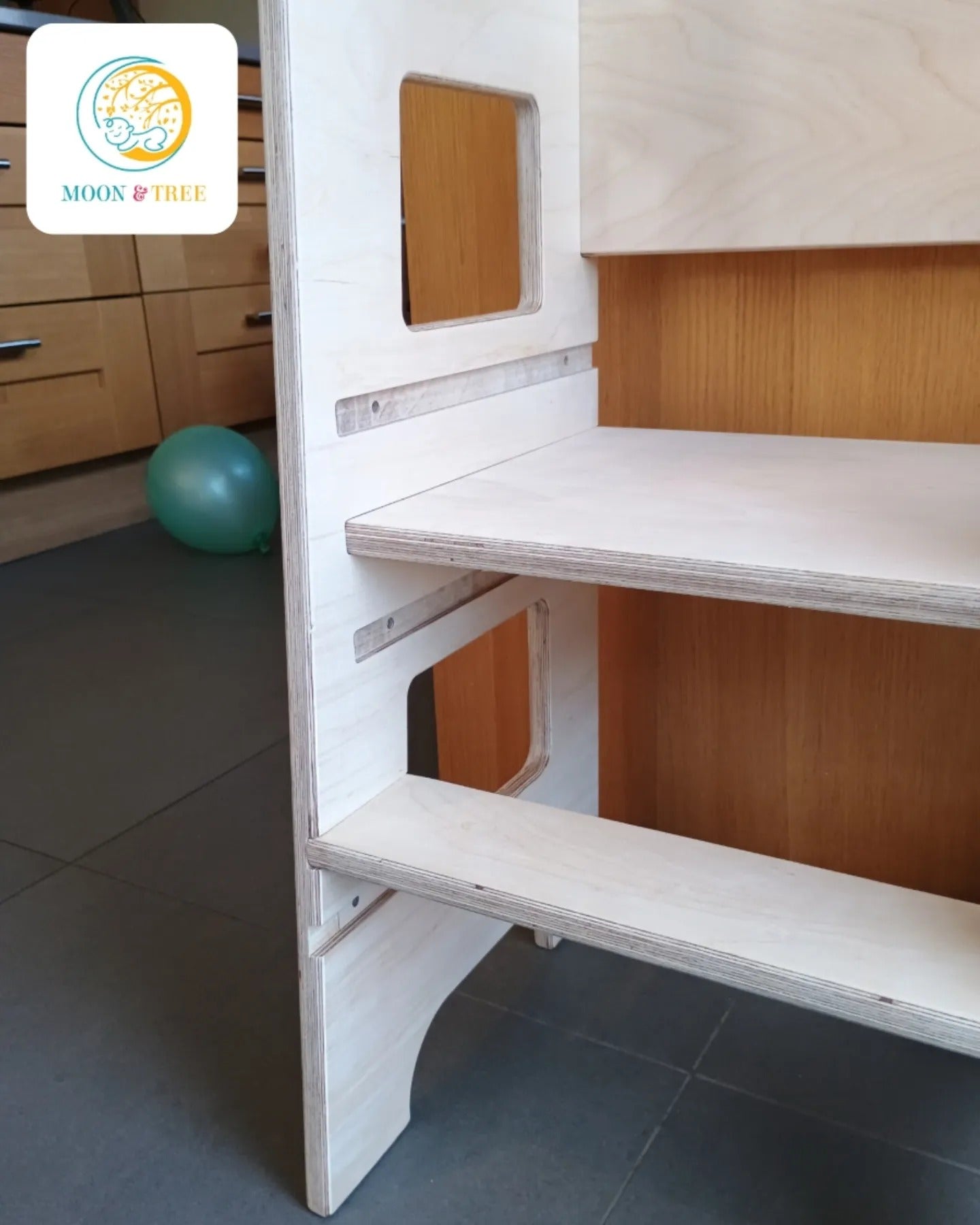 toddler tower, adjustable height